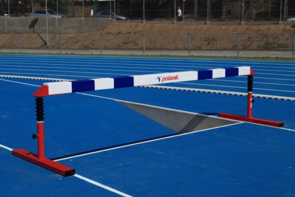 Polanik steeplehorden voor waterbak