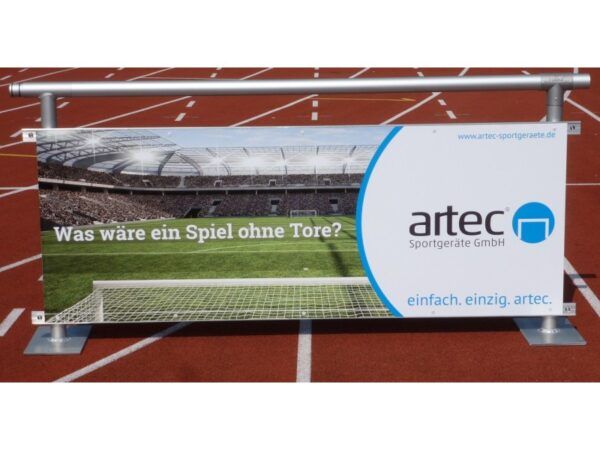 barriere_mit_bandenwerbung_artec_katalog