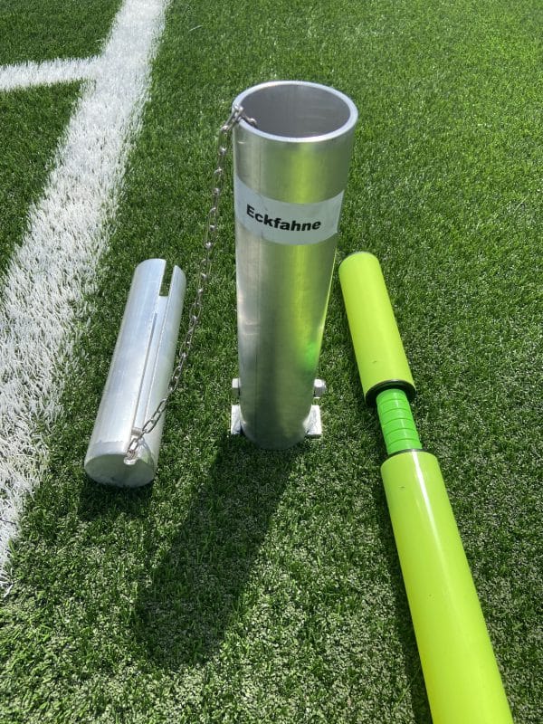 Grondpot voor hoekvlaggen met ketting