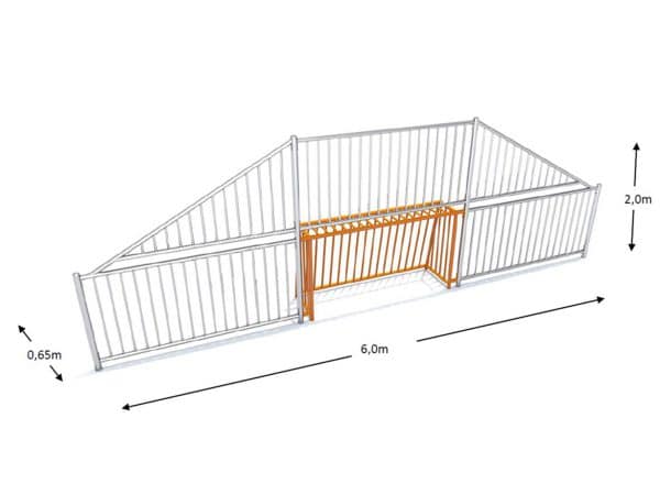 Halve voetbalcourt met ballenvanger